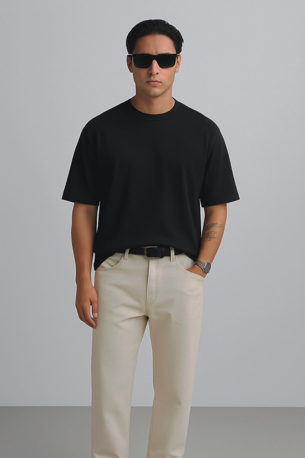 Panther Shadow | Oversized Classic T-Shirt 🐾 black